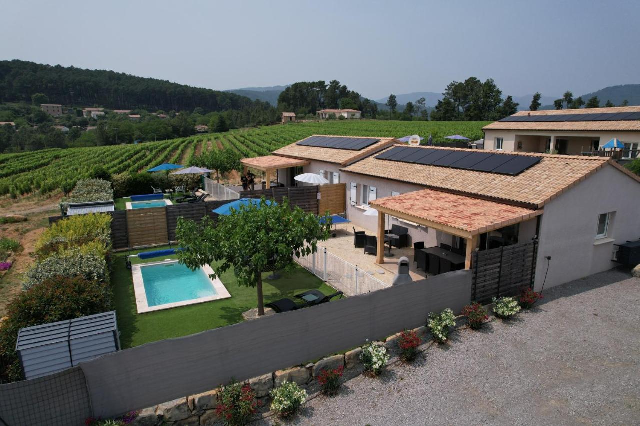 En Ardèche, gîte L'Odyssée climatisé avec sa piscine privée et chauffée - B&B