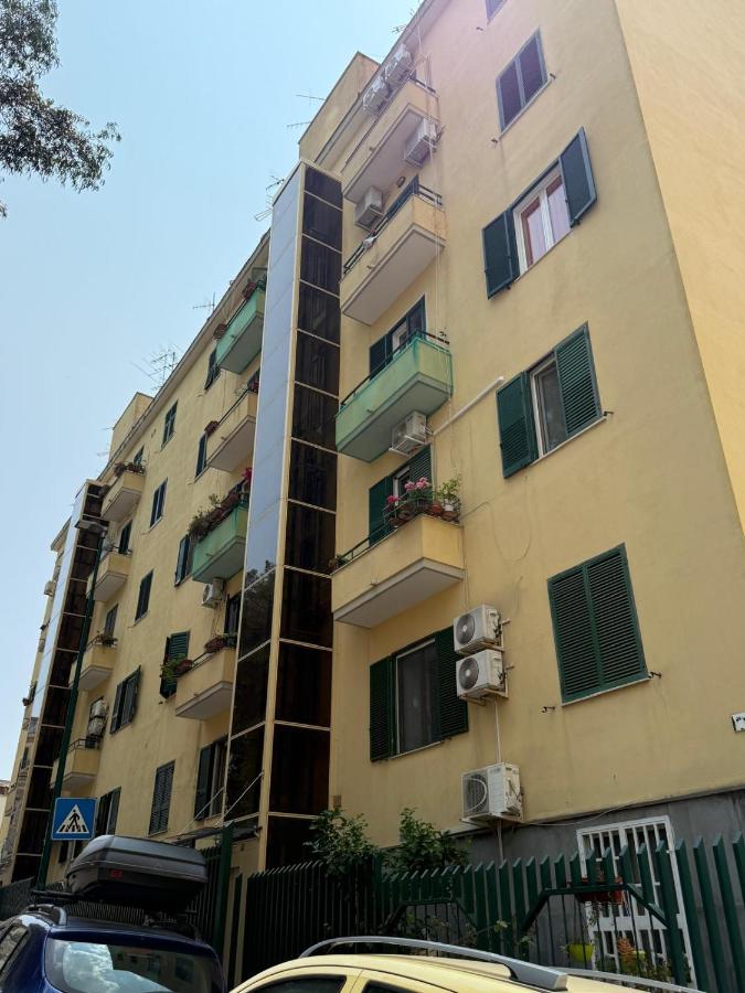 Casa La Salle - Ferienwohnung Neapel