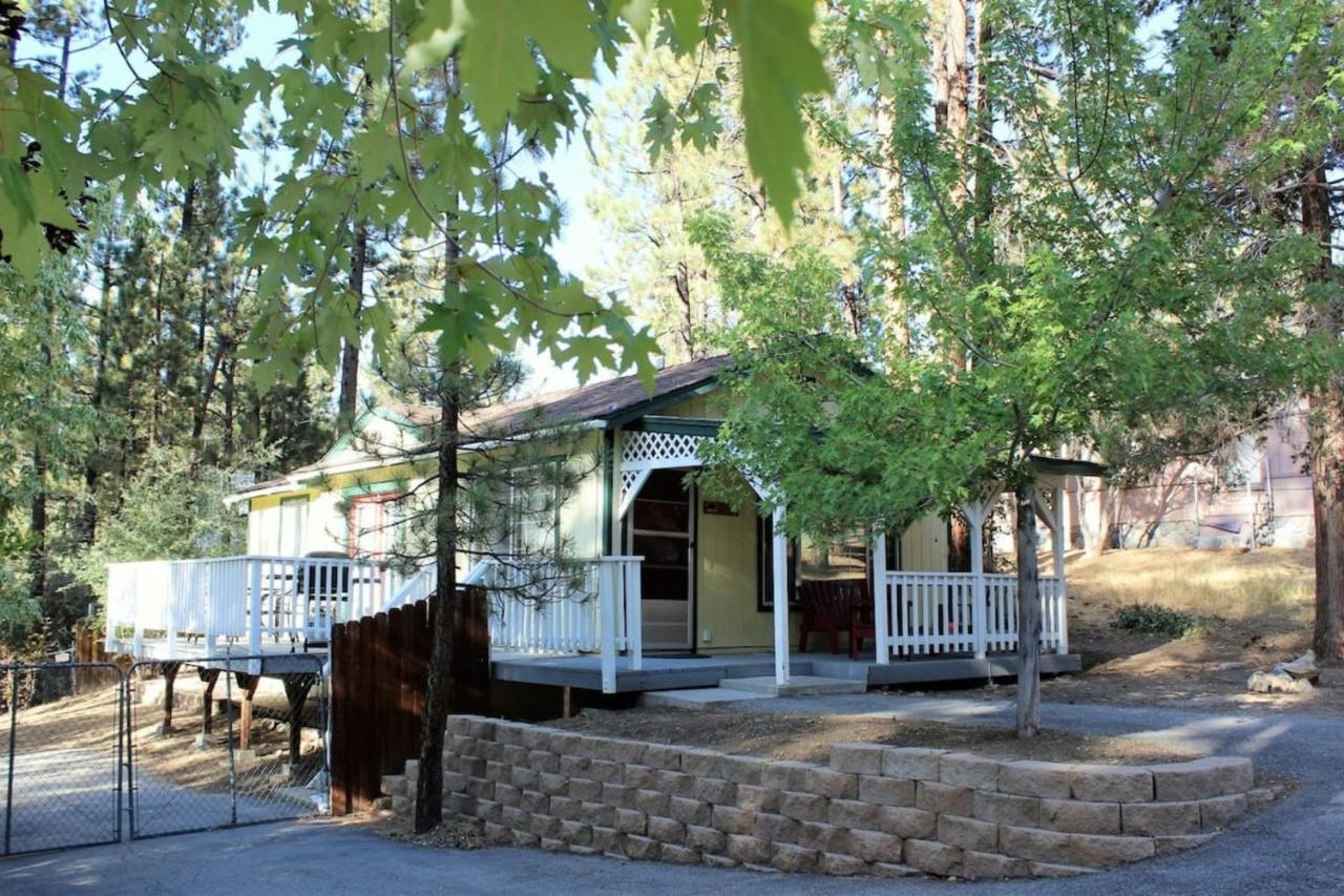 Sugar Bear - Bed and Breakfast Big Bear City