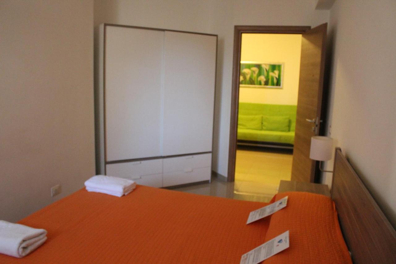 One-Bedroom Apartment with Terrace