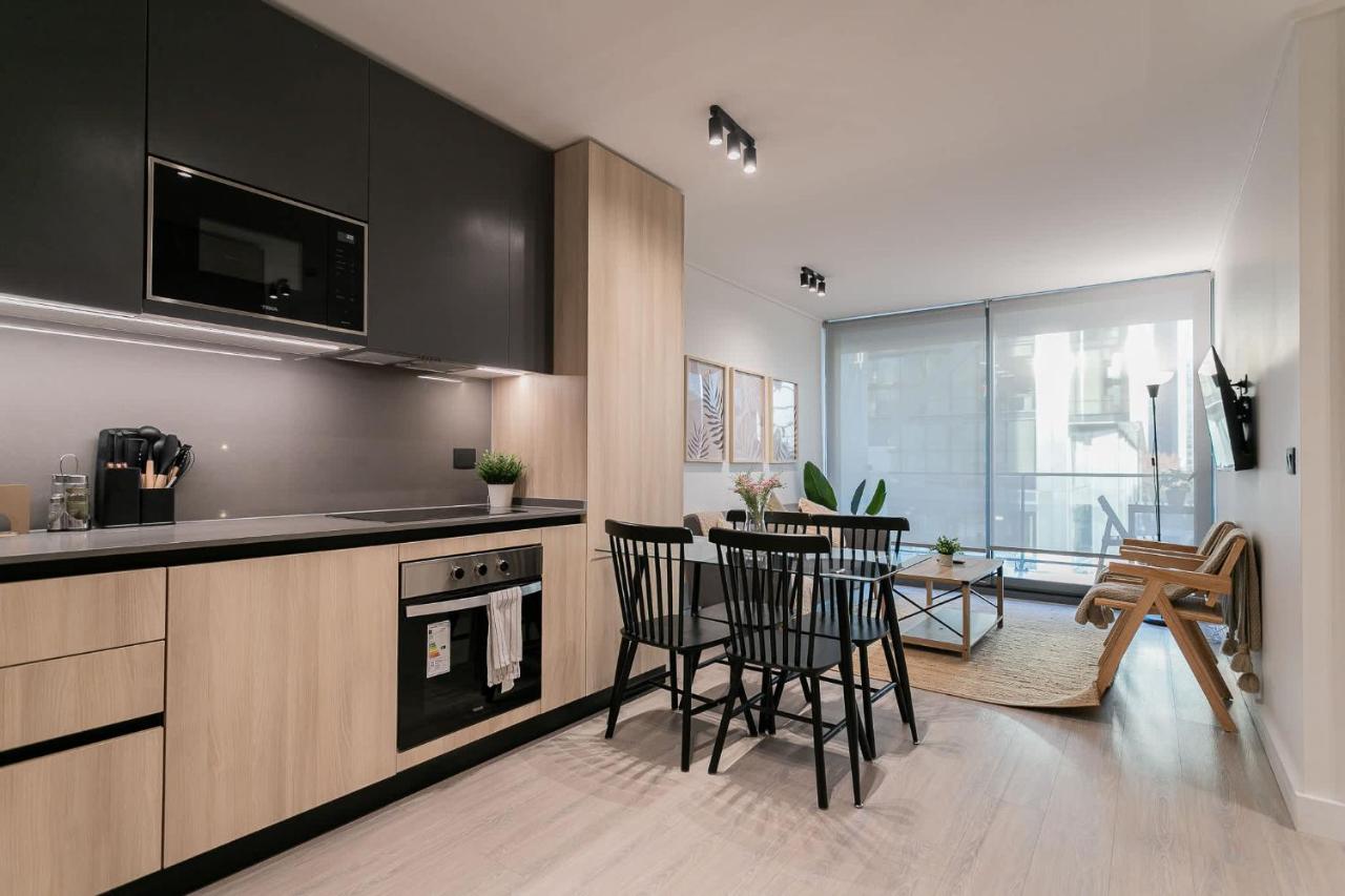 Stunning 2BR 2BA Apartment For 4 Guests - Ferienwohnung Santiago