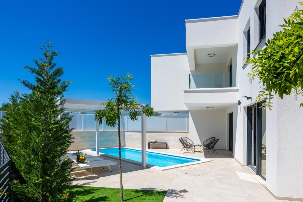 Villa Arta - B&B Linardići