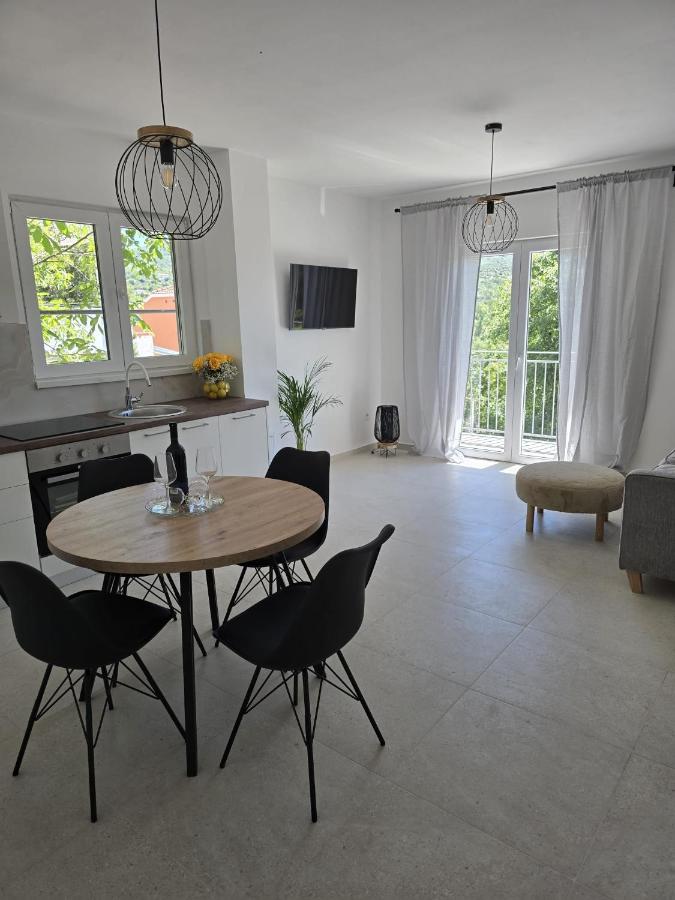 Apartmani Ika - B&B