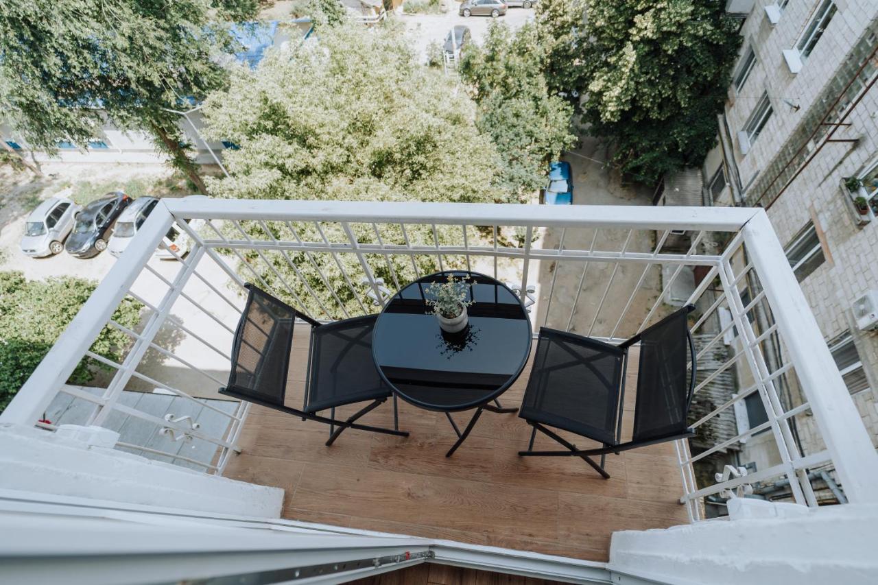 2BR in Central Chișinău Walk to Piața Centrală - B&B
