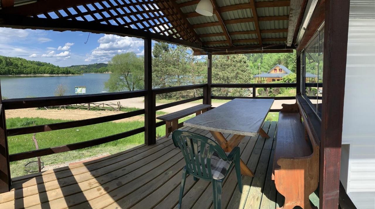 50m od Jeziora Holender - Bed and Breakfast Zawóz