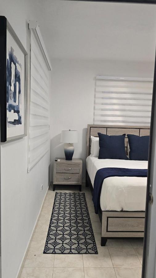 BioBay Suite Los Roires Beach Apartments - B&B