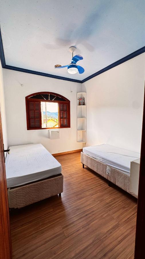 Chambre Double avec Salle de Bains Commune