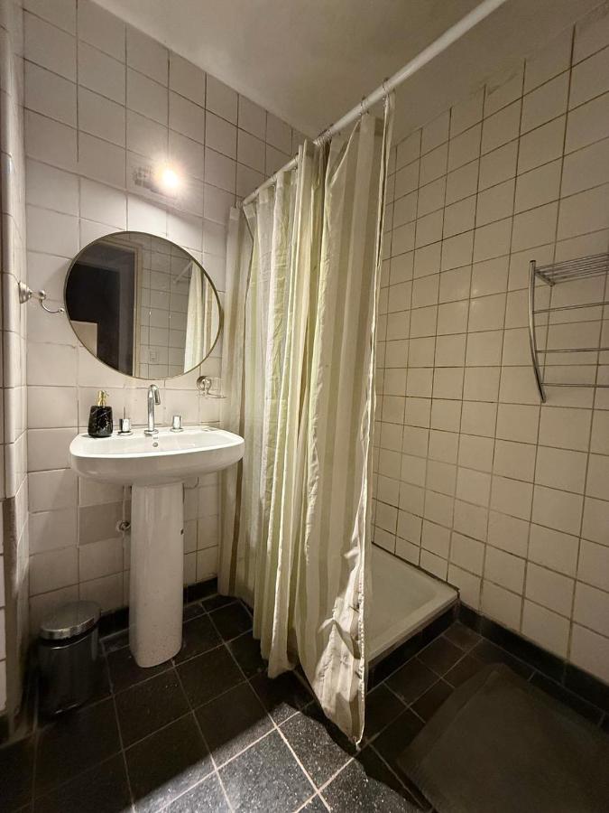 Depto 48 DOS DORMITORIOS - B&B La Plata