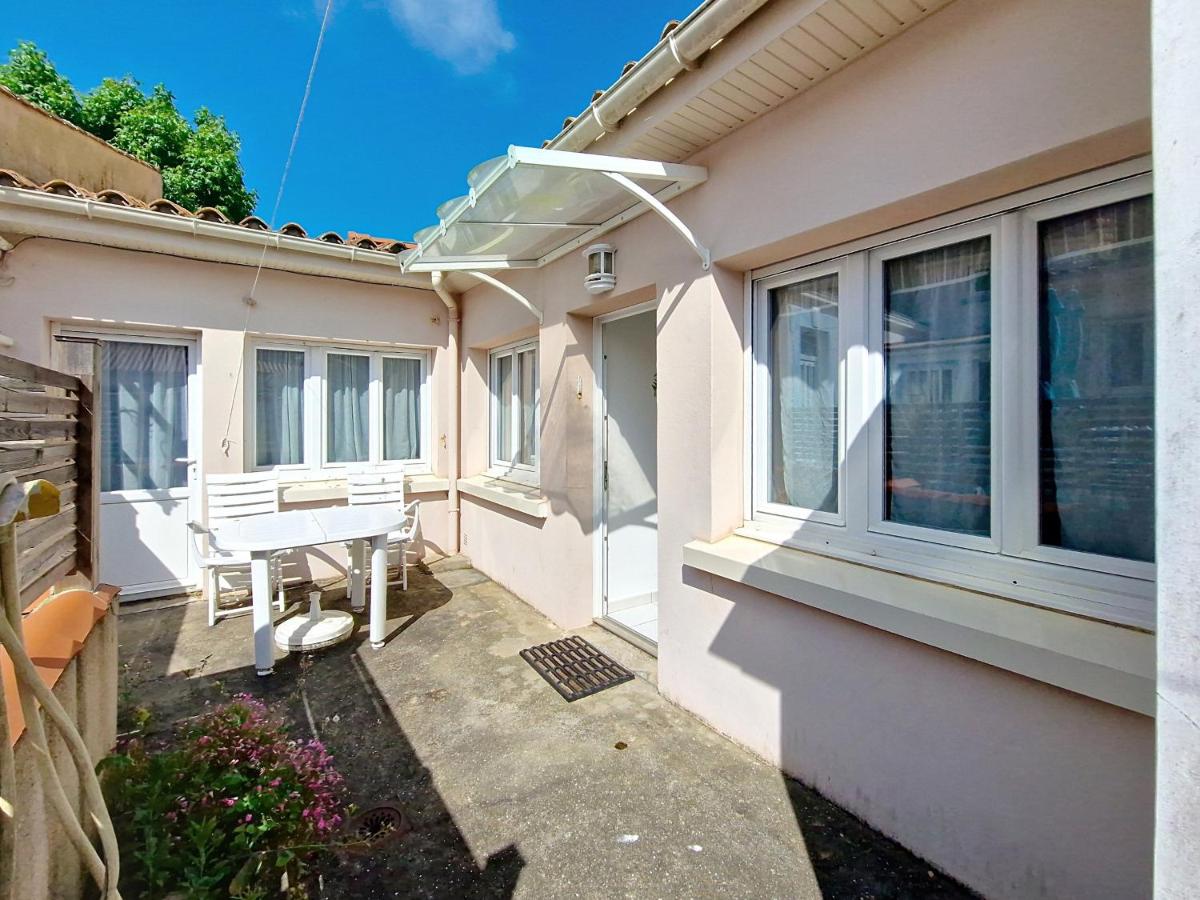 Maison rénovée T3 au calme, proche plage, marché et commodités, avec cour et Wifi inclus - FR-1-331-222 - Ferienwohnung Les Sables-d’Olonne