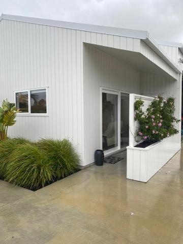Point Wells Holiday Apartment - B&B