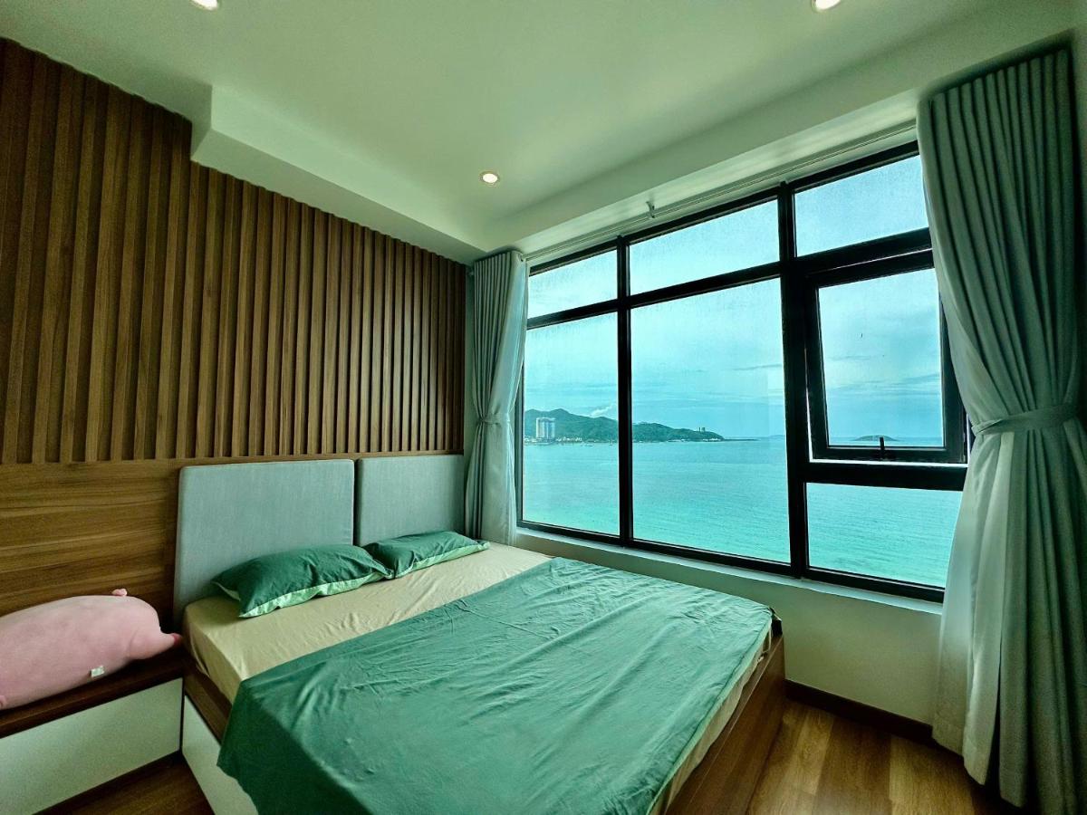 Appartamento con 3 Camere da Letto e Vista Mare