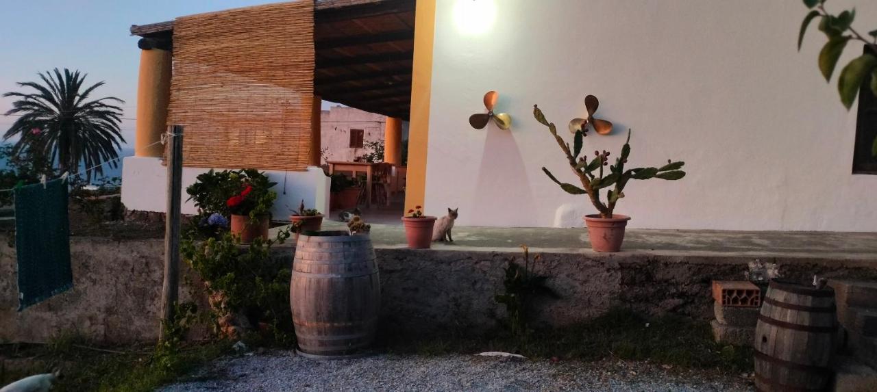 Villa Fontana Angel Home - B&B Malfa