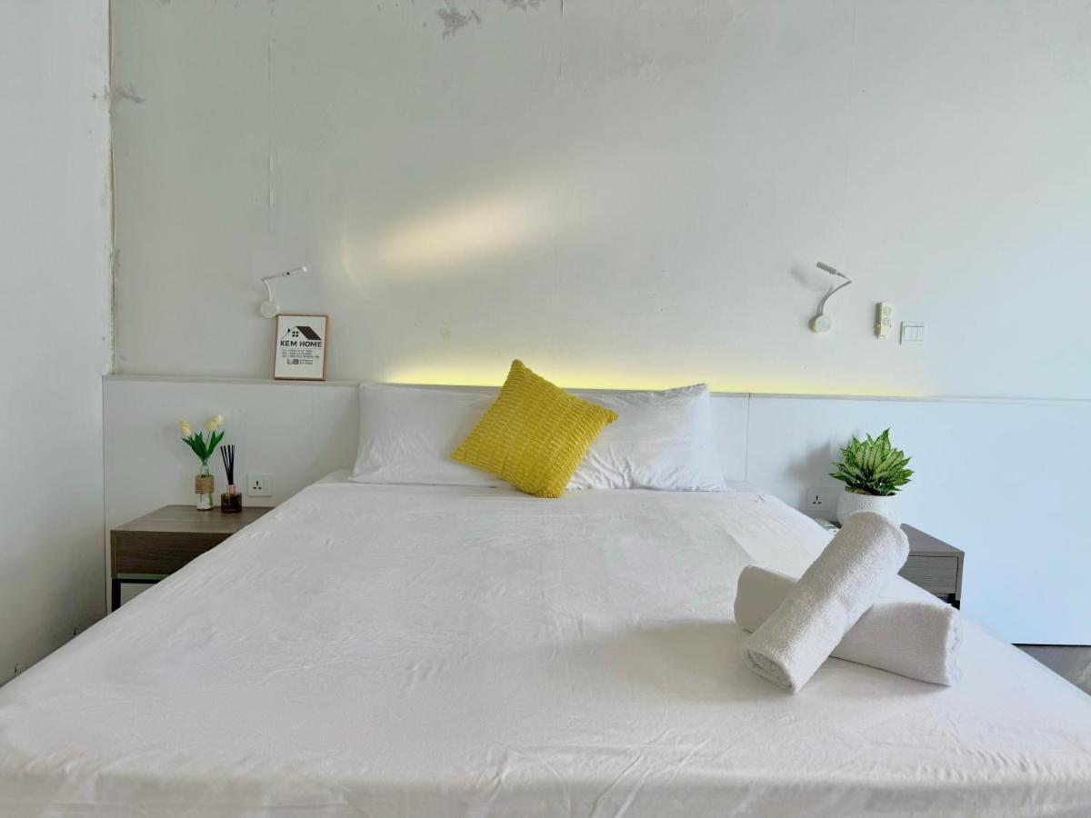 Duplex west Lake Kem APT - B&B Hanoi