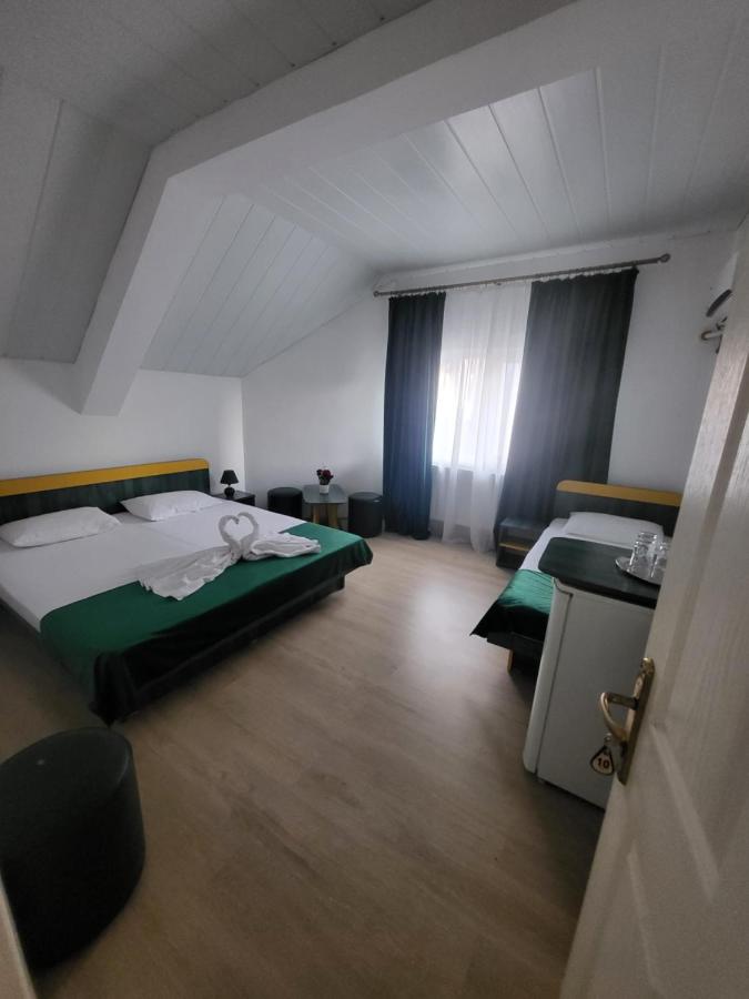 Triple Room with Shared Bathroom