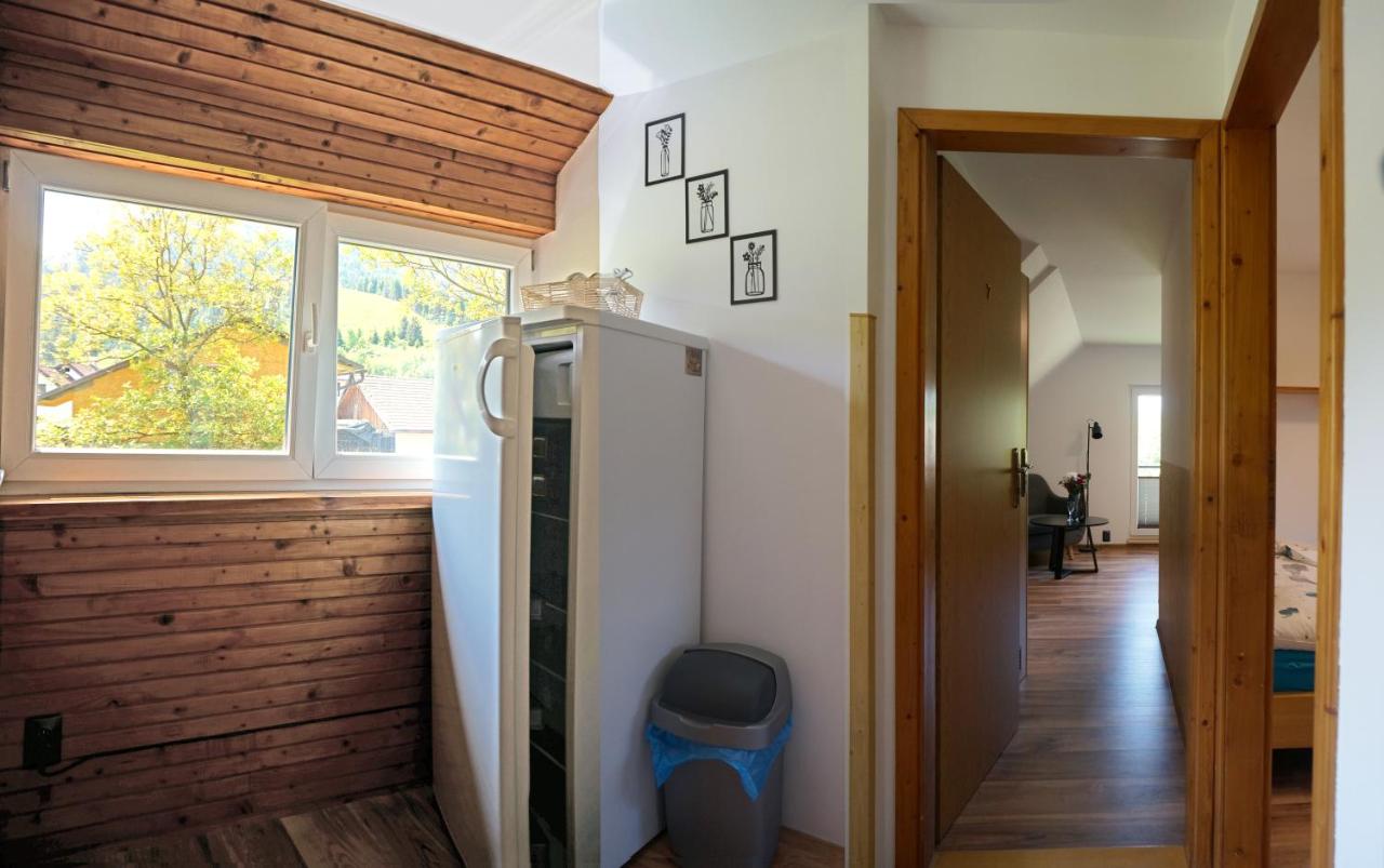 Penzion a drevenica pri Hati - B&B