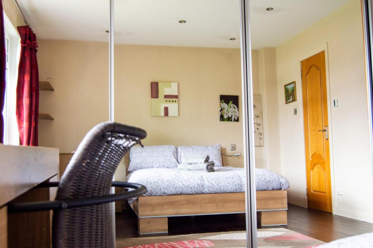 3 Bedroom Detached Bungalow in Dundee with large Gardens - Ferienwohnung Dundee