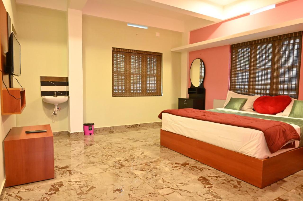 Brownstones Resort - B&B