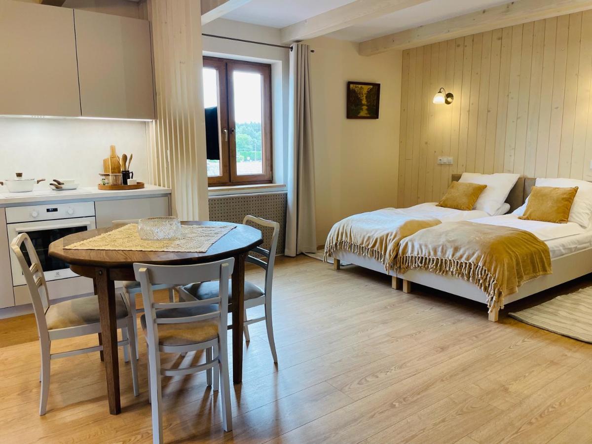 Apartment mit Balkon