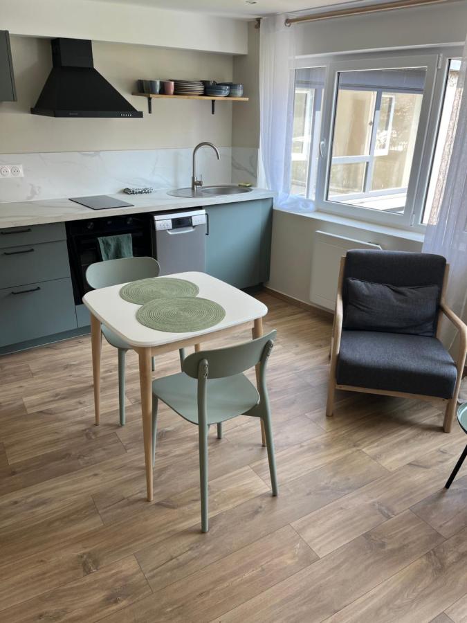 Joli appartement au centre de Nieppe - B&B