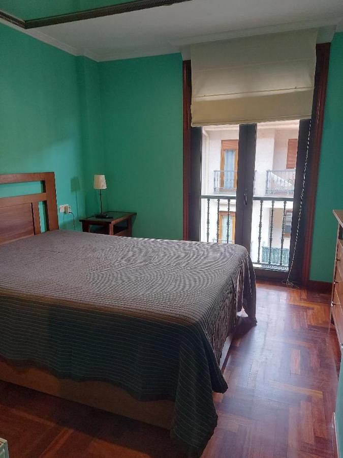 Apartamento 2 habitaciones con garaje - B&B