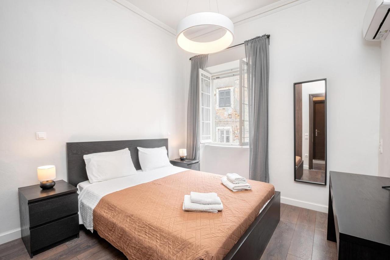 Old Town Sofia Apartments - B&B Ágios Rókkos