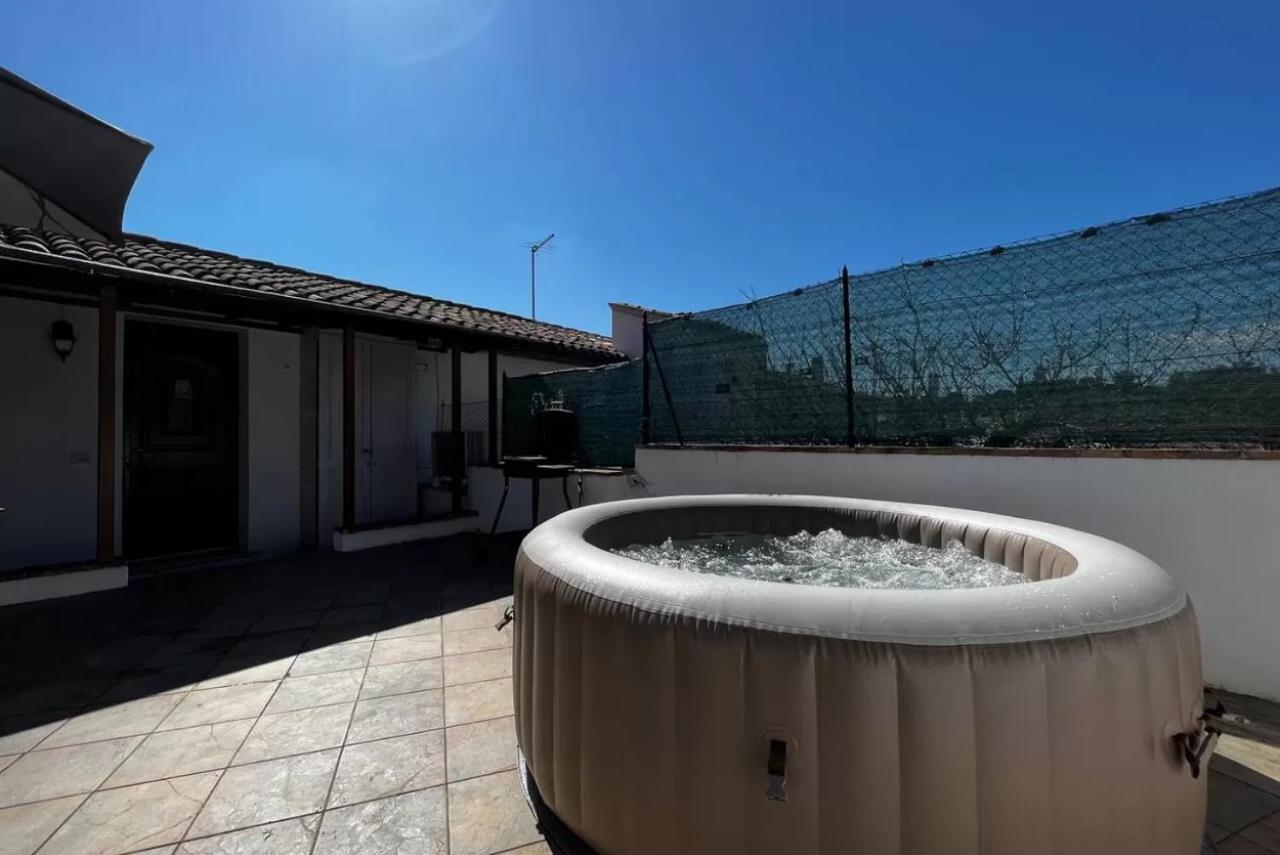 [Idromassaggio & BBQ]wifi, relax e private parking - B&B Sirolo