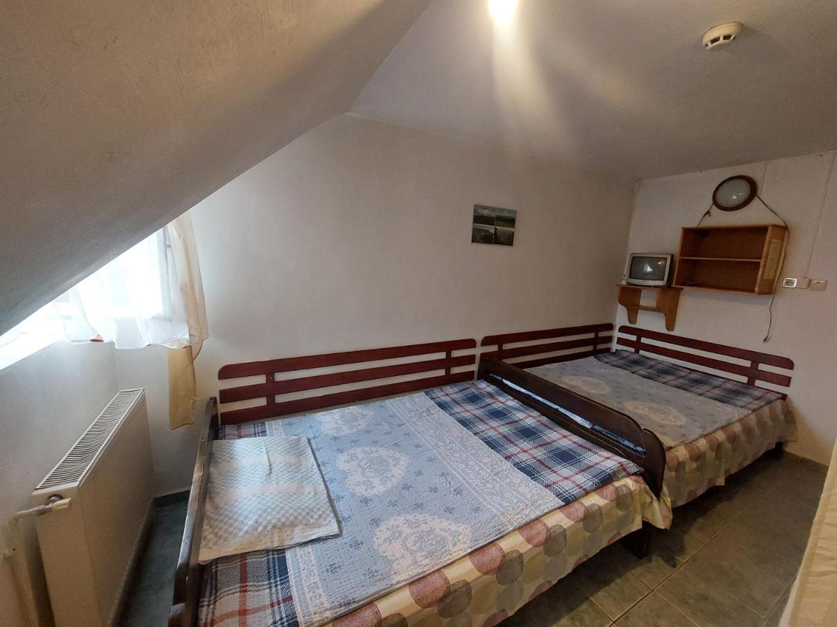 Standard Double Room with Two Double Beds