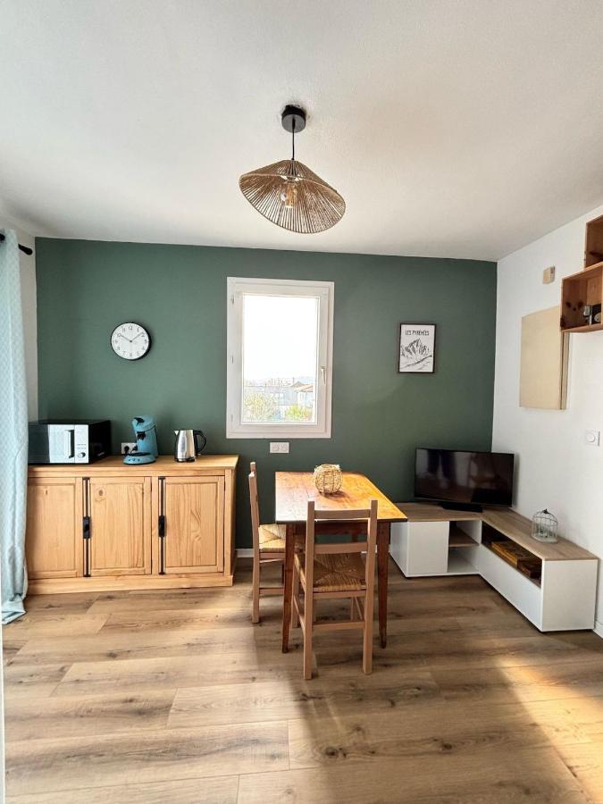 Petit cocon avec terrasse - B&B Billère