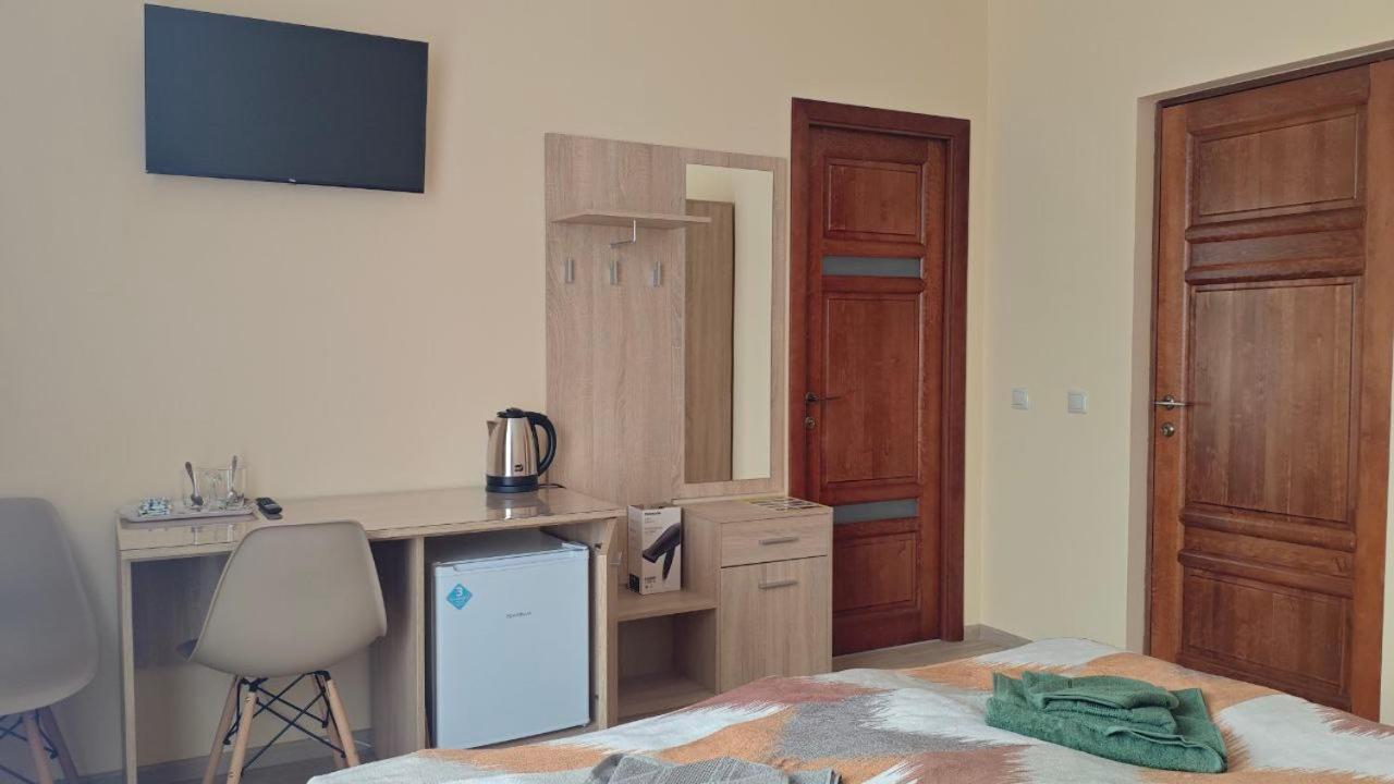 Асторія - B&B