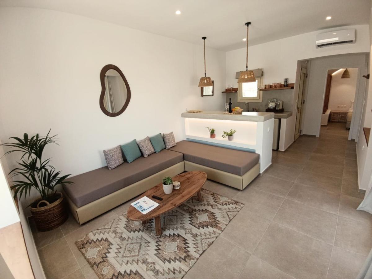 Vive Mare Milos - B&B Páchaina