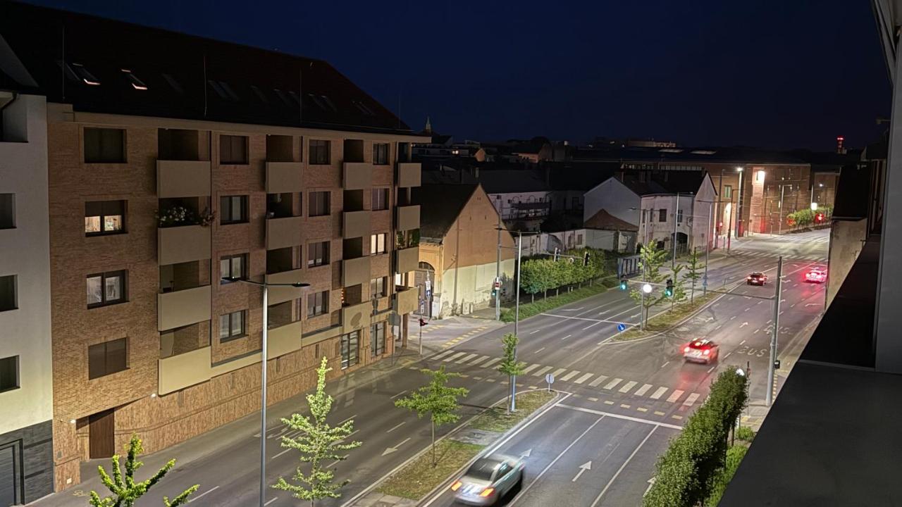 Bajcsy corner apartment - Ferienwohnung Debrecen