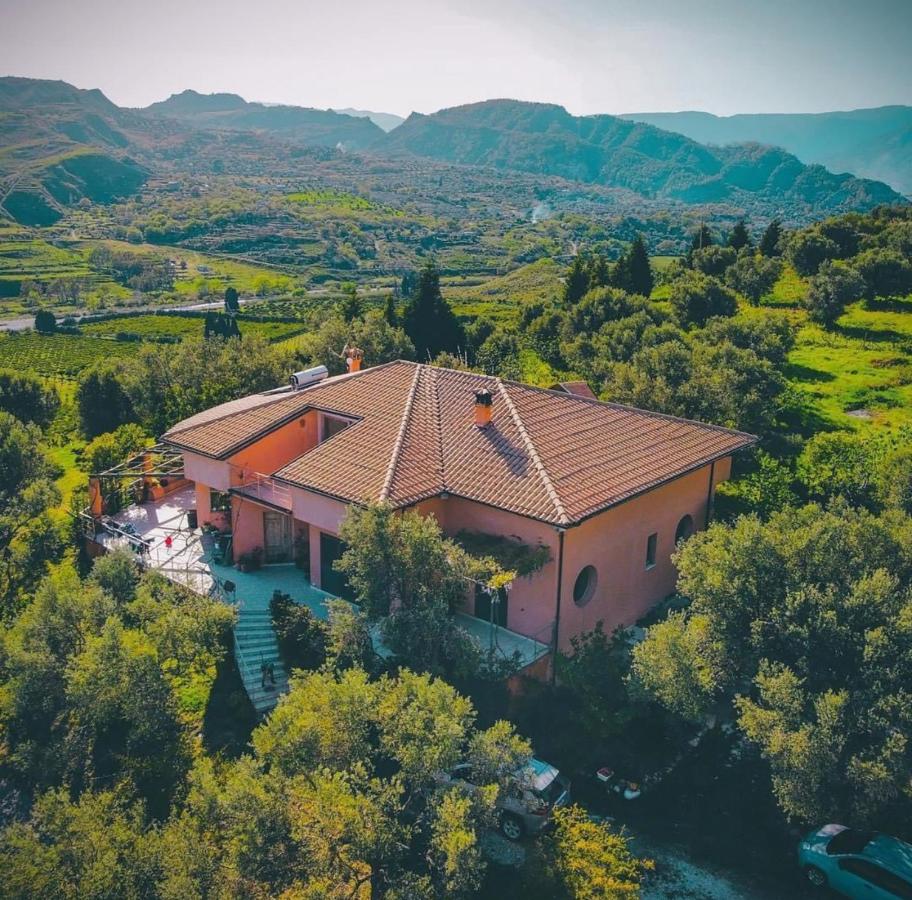 Timpa Bianca - B&B Candidoni