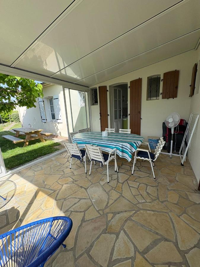 Maison 6,8 pers a proximité des plages - B&B
