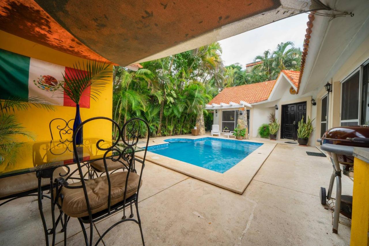 Luxury Villa 4BR with Private Pool - At Playacar ll - Villa Perla 15 - B&B Playa del Carmen