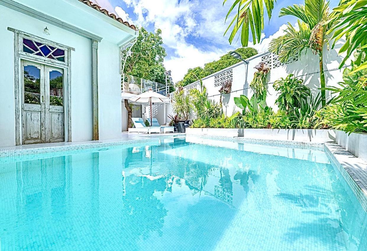 Santitham Pool Villa I 5 Bedrooms I walkable I Entire villa - B&B Chiang Mai