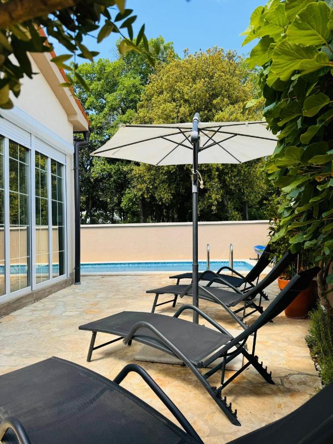 Family holiday home - B&B Peroj