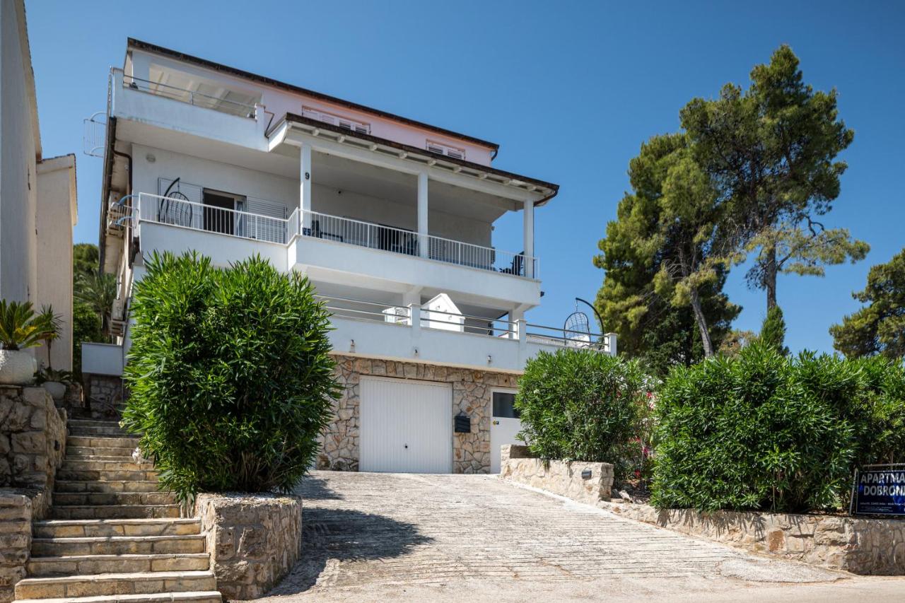 Apartments Dobronic - Chambres d’hôtes Jelsa