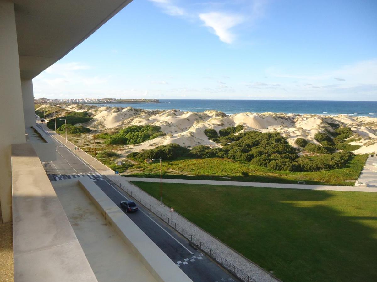 Apartamento Gamboa-Frente à Praia - Chambres d’hôtes Peniche