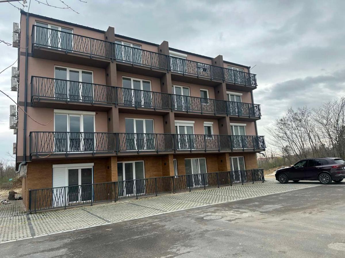Nobus Jezerska zvezda A7 - Ferienwohnung Veliko Gradište
