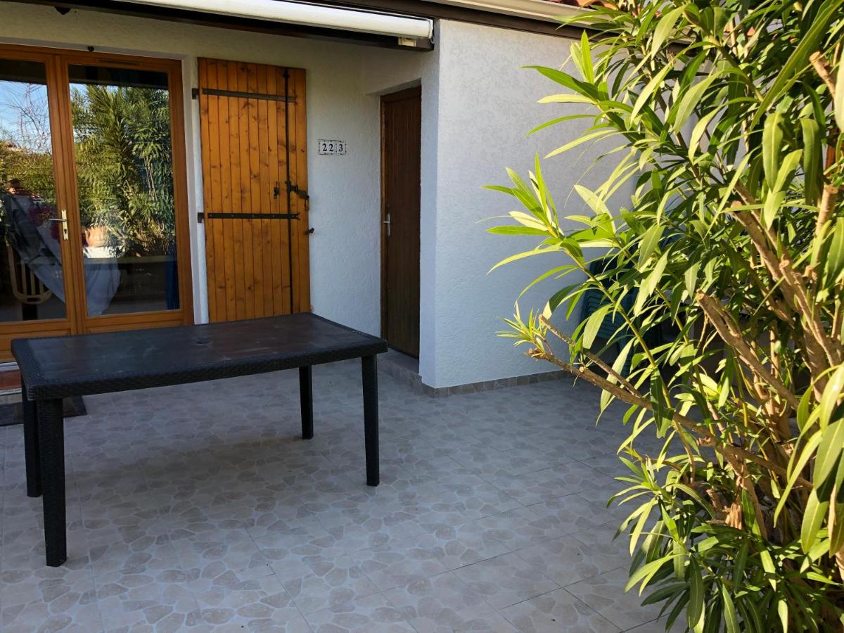 Villa résidence calme. Rés. les jardins du rivage. - B&B Le Barcarès