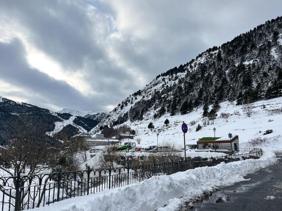 Rustic Retreat in Incles Valley Free Parking Mountain Views l by BonesVacances - Chambres d'hôtes Canillo