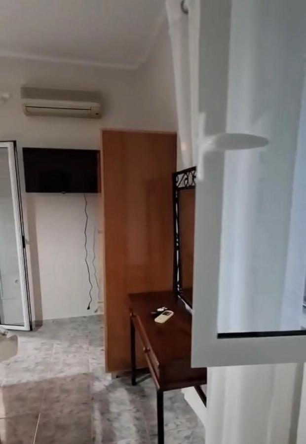 Classic Quadruple Room