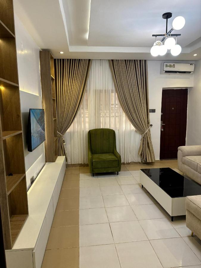 Executive 2 bedroom and 1 bedroom Mabushi Abuja - B&B Abuja