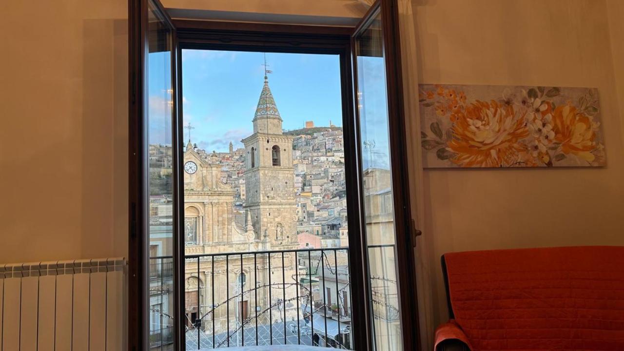 Agira Royal Central Rooms - B&B