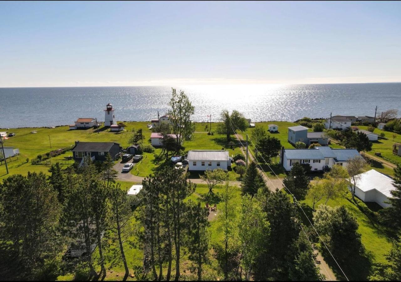 La Bellevue ocean views, nice sandy shore beach - B&B