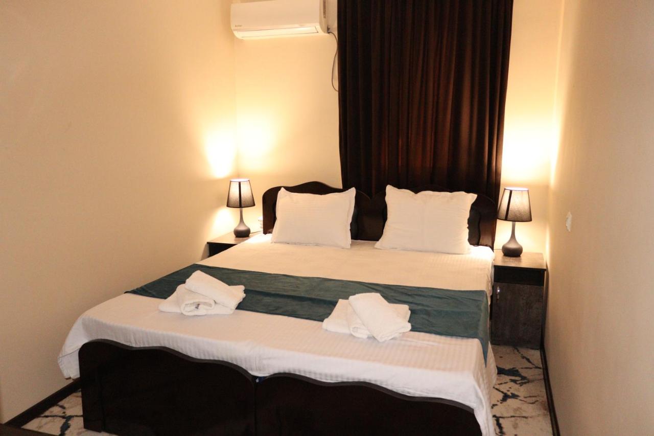 Deluxe Double Room with Shower