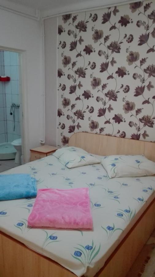 Camera Matrimoniale con Letto Supplementare (3 Adulti)