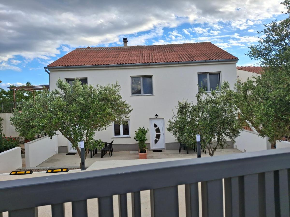 Apartmani Šegota - Bed and Breakfast Lun