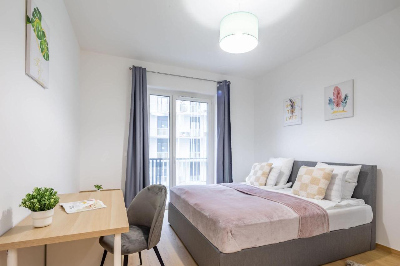 Balcony - NEW - Comfy - Bed and Breakfast Boedapest