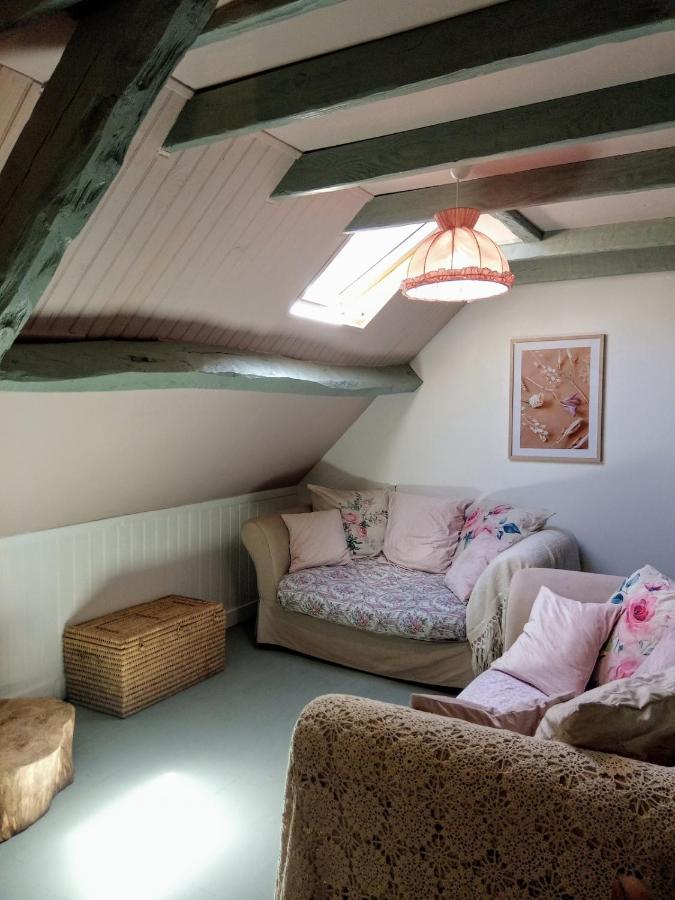 Strawberries and Cream - B&B